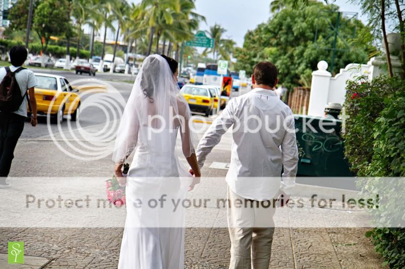 destination wedding photographer